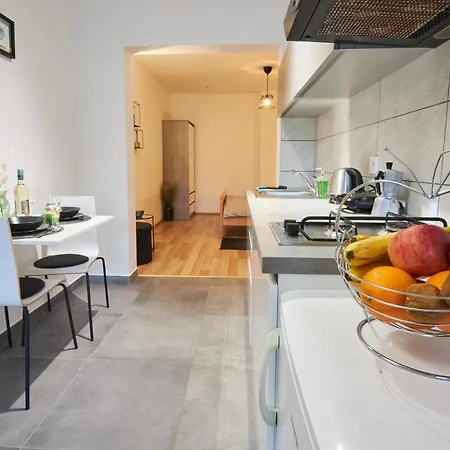 Apartment Green شقة *