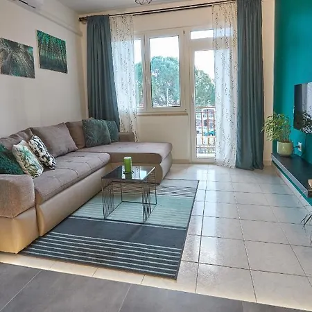 Apartment Green *