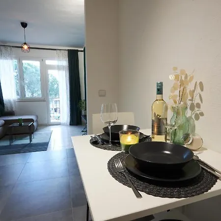 Apartment Green شقة بوريتش