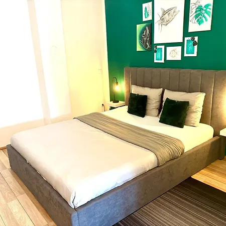 Apartment Green