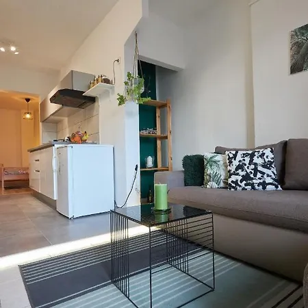 Apartment Green *