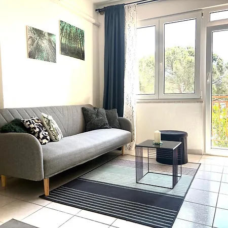 Апартаменты Apartment Green